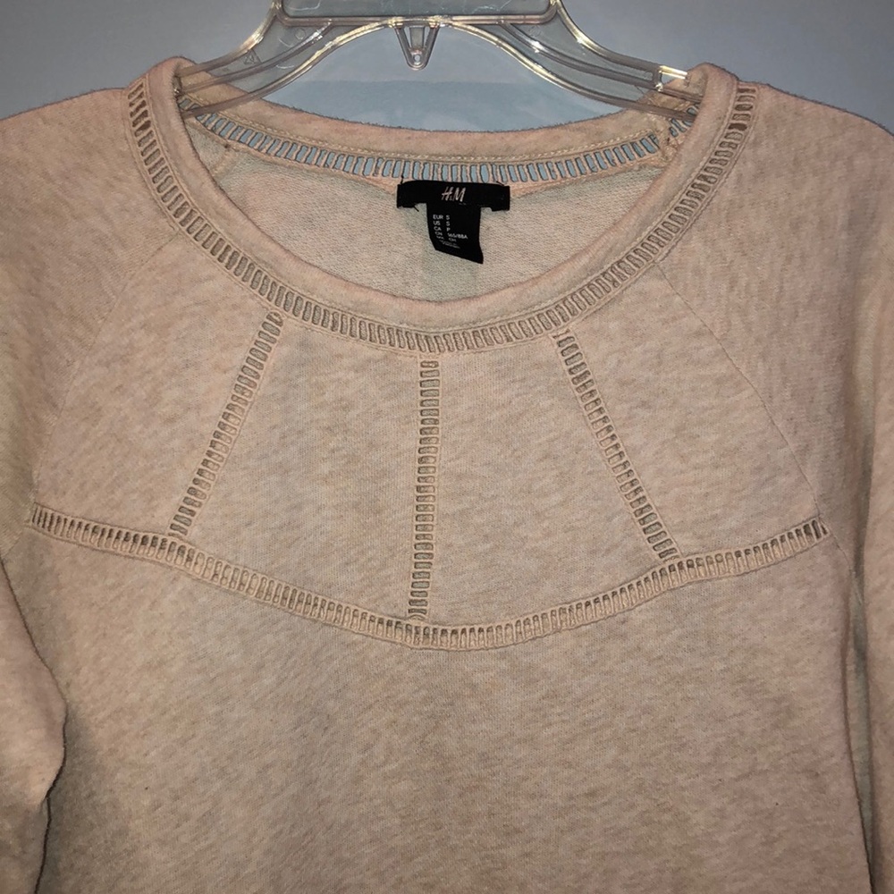 H&M Sweater - Picture 2 of 3